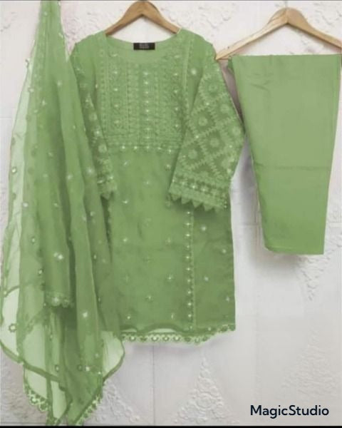 3PCs Embroidery Shirt With Same Pearls Attached &amp; Embroidered Dupatta