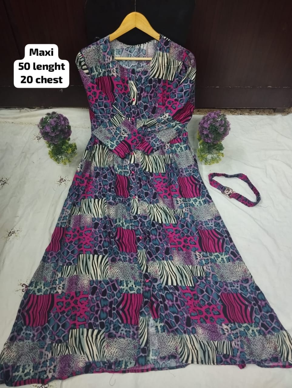 Long printed maxi with strechible same print belt